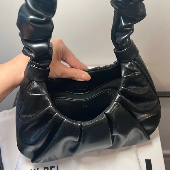 *SOLD* JW PEI Gabbi Bag - Picture 5 of 5